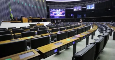 Câmara aprova MP do novo consignado com desconto direto para motoristas de app; texto vai ao Senado