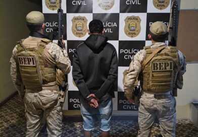 BEPI recupera motocicleta roubada e prende jovem por direção perigosa em Barras