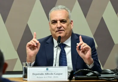Alfredo Gaspar reage a acusações e anuncia medidas judiciais na Câmara dos Deputados