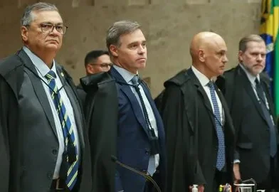 STF derruba prorrogação e encerra CPMI que investigava fraudes no INSS
