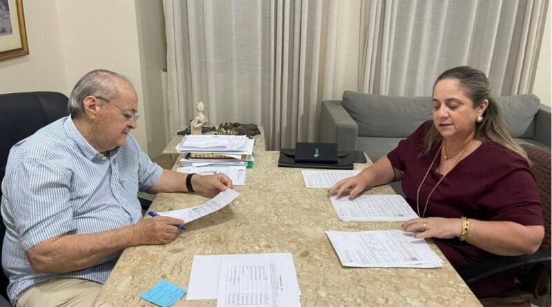 Prefeito de Teresina anuncia convocação de 45 aprovados em concurso da Fundação Municipal de Saúde