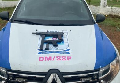 Homem é preso com pistola e submetralhadora caseira após suspeita de planejar homicídio em Monsenhor Gil