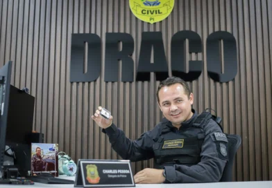 Delegado Charles Pessoa afirma que permanece no DRACO após exoneração de cargo comissionado