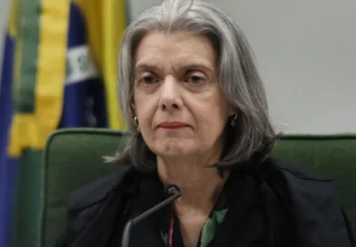 Cármen Lúcia reconhece clima tenso no STF durante caso Master e rebate críticas