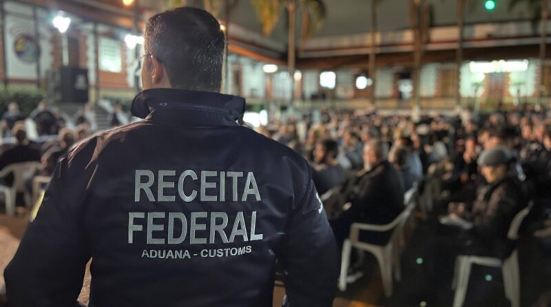 Receita Federal apresenta dados à CPI do Crime Organizado e levanta questionamentos sobre repasses financeiros