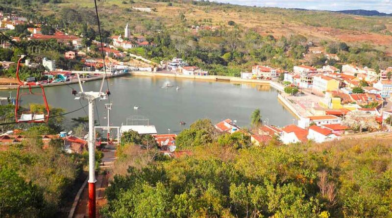 CIDADE NO SERTÃO NORDESTINO COM TEMPERATURA DE ATÉ 11°C TRIUNFO.