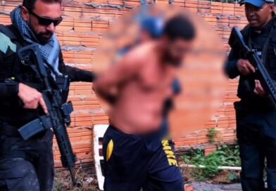SUSPEITO DE TRÁFICO TENTA FUGIR, INVADE CASA E ACABA PRESO EM BAIXA GRANDE DO RIBEIRO