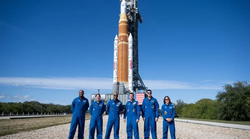 Após Artemis II, NASA projeta próximos passos para voltar à Lua com pouso tripulado