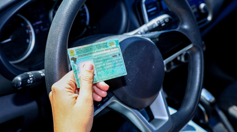 Renovação automática da CNH beneficia mais de 8 mil motoristas e gera economia no Piauí