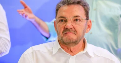 Wilson Martins defende equilíbrio no uso do celular e incentiva atividades fora das telas