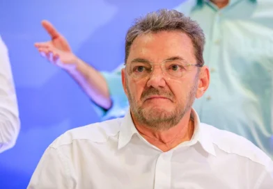 Wilson Martins defende equilíbrio no uso do celular e incentiva atividades fora das telas
