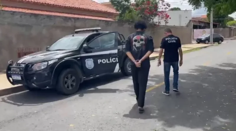 HOMEM É PRESO EM FLAGRANTE SUSPEITO DE COMPARTILHAR MATERIAL PORNOGRÁFICO INFANTIL