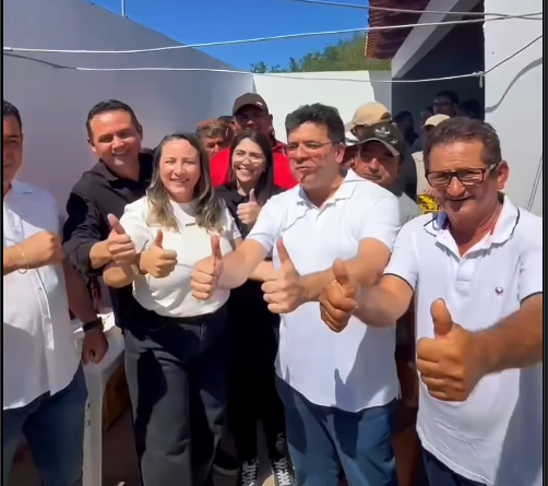 Rafael Fonteles faz parada em Rio Grande do Piauí e visita família de vereadora