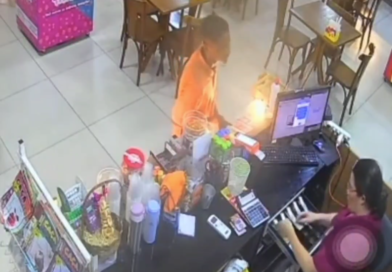 POLÍCIA PRENDE HOMEM EM CLÍNICA APÓS ASSALTO COM FACÃO EM FLORIANO