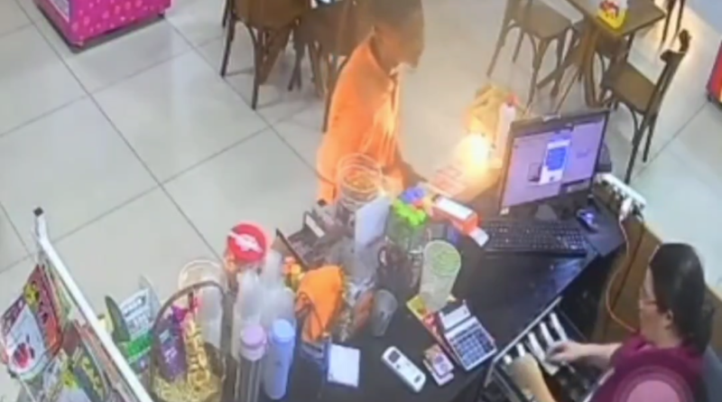POLÍCIA PRENDE HOMEM EM CLÍNICA APÓS ASSALTO COM FACÃO EM FLORIANO