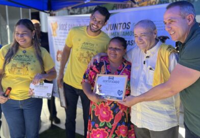 Prefeitura de Teresina entrega quatro toneladas de ração para ONGs de proteção animal