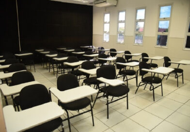 Professores da rede privada do Piauí anunciam paralisação para segunda-feira (25)