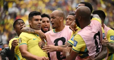 Brasil supera retranca do Japão, vence de virada e avança às quartas da Copa do Mundo