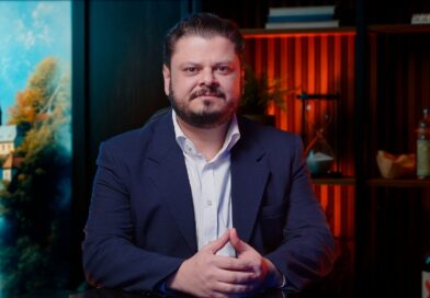 Comentarista Shimon Oliveira publica vídeo com críticas ao governo Lula e ao STF
