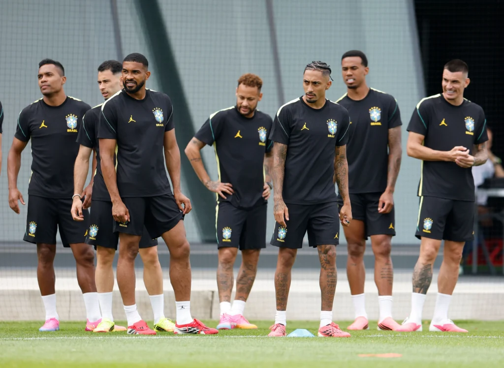 A imagem atual não possui texto alternativo. O nome do arquivo é: 6a3bd04e19f4f-selecao-webp-scaled.webp