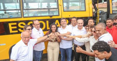 São José do Peixe recebe ônibus escolar e ambulância para reforçar educação e saúde