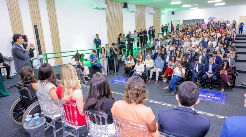 Rafael Fonteles nomeia 137 concursados e reforça áreas estratégicas do governo do Piauí