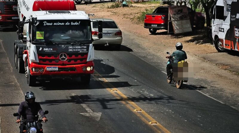Tecnologia da SSP identifica suspeito de ficar com bolsa contendo 18 celulares e iPad após queda de motocicleta