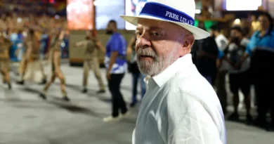 Gastos do governo Lula com cartões corporativos ultrapassam R$ 1,4 bilhão e voltam ao centro do debate