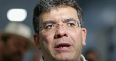 Rafael Fonteles estuda reduzir expediente de servidores no jogo do Brasil pelas oitavas da Copa