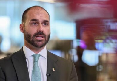 Eduardo Bolsonaro cita operações contra facções na América do Sul e questiona política de segurança do governo Lula