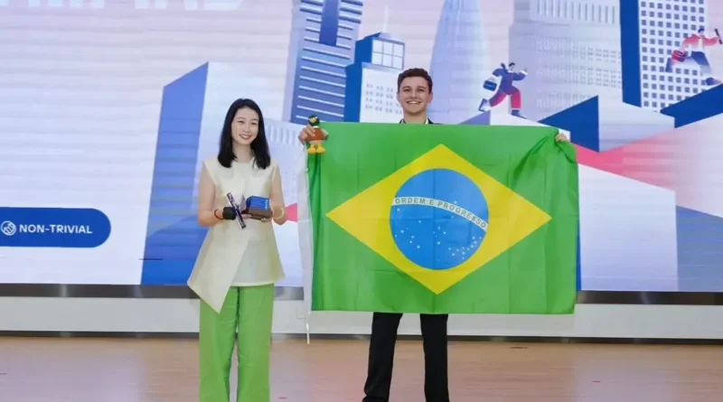 Cearense de 16 anos conquista maior nota do mundo em Olimpíada Internacional de Economia
