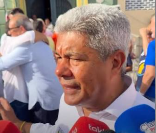 Governador da Bahia e aliados são vaiados durante desfile do 2 de Julho em Salvador