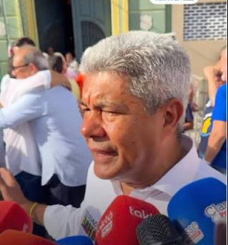 Governador da Bahia e aliados são vaiados durante desfile do 2 de Julho em Salvador