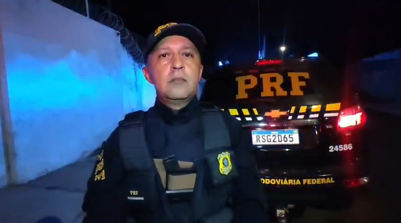 MOTORISTA EMBRIAGADO É PRESO APÓS JOGAR CARRO CONTRA AGENTE DA PRF NA BR-343