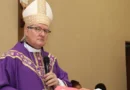 Bispo Dom Adair Guimarães critica aborto, comunismo e Teologia da Libertação durante homilia