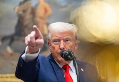 Trump ameaça destruir o Irã caso sofra atentado e afirma que EUA têm “mil mísseis prontos”