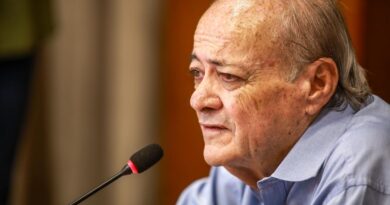 SÍLVIO DIZ QUE ATAQUES À GESTÃO DE TERESINA É “INJUSTA E INSOLENTE”, AFIRMA QUE NÃO USA DINHEIRO PÚBLICO COM PROPAGANDA, E PROMETE “BOAS NOTÍCIAS” PARA TERESINA