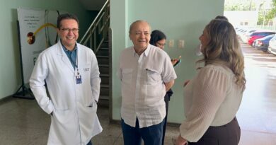 Silvio Mendes anuncia início de cirurgias por videolaparoscopia no HUT após investimento de R$ 460 mil