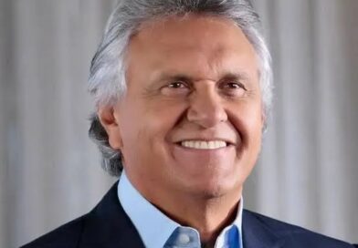 CAIADO IGUALA POLÊMICAS ENVOLVENDO FILHOS DE LULA E JAIR BOLSONARO E DISPARA: “É LADRÃO”