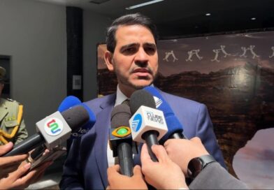 Jorge Messias evita falar sobre nova indicação ao STF durante visita ao Piauí