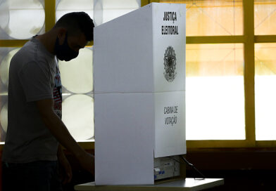 Eleitor e partidos: o papel do voto na transformação da política brasileira