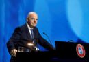 Confederações estudam moção de desconfiança contra Infantino em meio à crise na Fifa