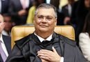 Flávio Dino libera posts com FAKE NEWS sobre Flávio Bolsonaro