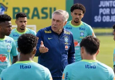 Ancelotti faz último treino antes de amistoso e mantém escalação do Brasil em aberto