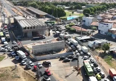Desvio na entrada do Dirceu provoca congestionamento na zona Sudeste de Teresina