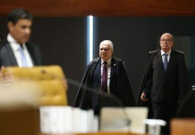 Gilmar Mendes propõe afastar delegados da PF dos gabinetes de ministros do STF