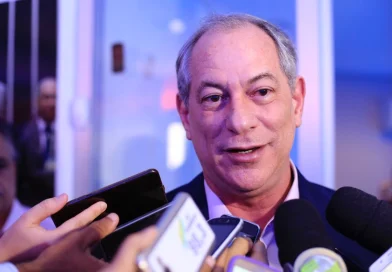 Mensagens de Vorcaro registram jantar com Ciro Gomes para tratar de precatórios