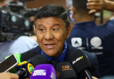 VEREADOR PEDRO ALCÂNTARA CRITICA TÍTULO DE CIDADÃO TERESINENSE A MORAES E CITA RELAÇÃO COM VORCARO: “VERGONHA PARA A CIDADE”
