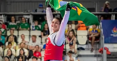 Maria Clara Pacheco vence etapa do Grand Prix em Paris e conquista terceiro ouro consecutivo